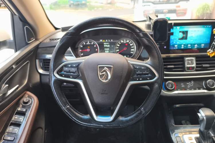 Used Baojun 560 2017 1.5T DCT Flagship Model Steering Wheel