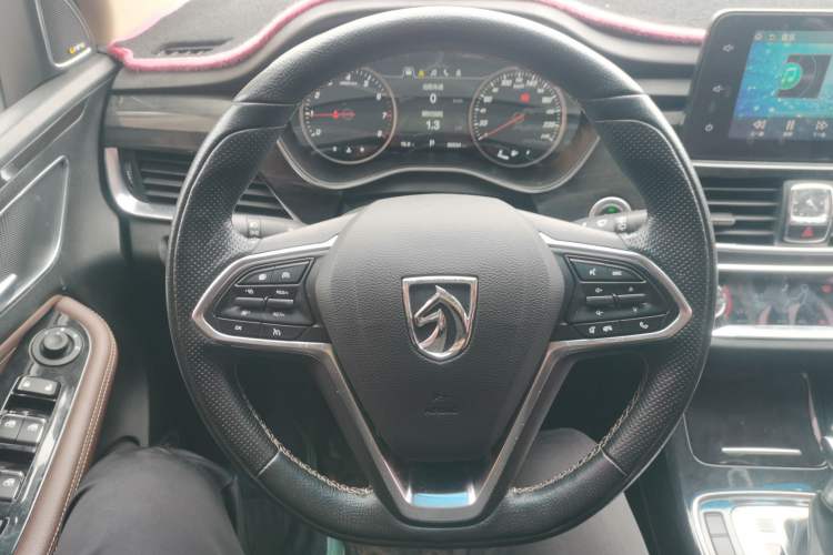 Used Baojun 560 2017 1.5T DCT Flagship Model Steering Wheel