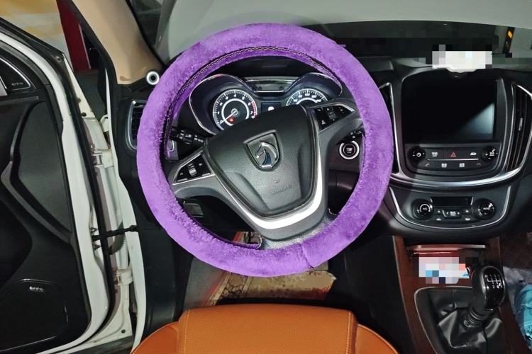 Used Baojun 560 2017 Rhythmic Edition 1.5T Manual Premium Model Steering Wheel