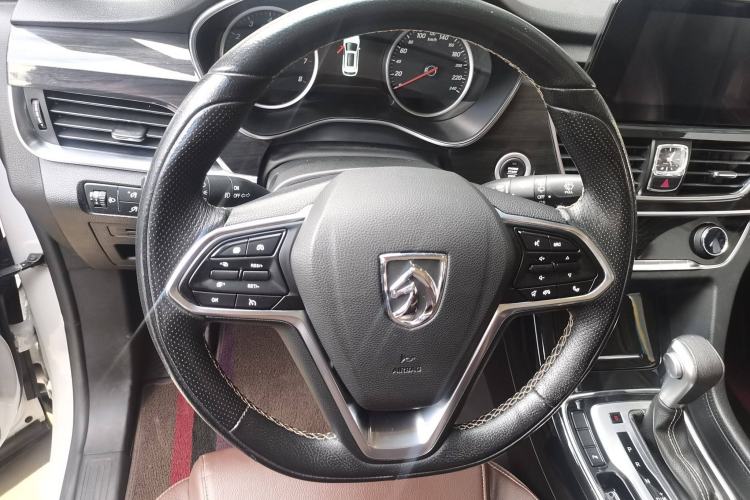Used Baojun 560 2017 1.5T DCT Flagship Model Steering Wheel