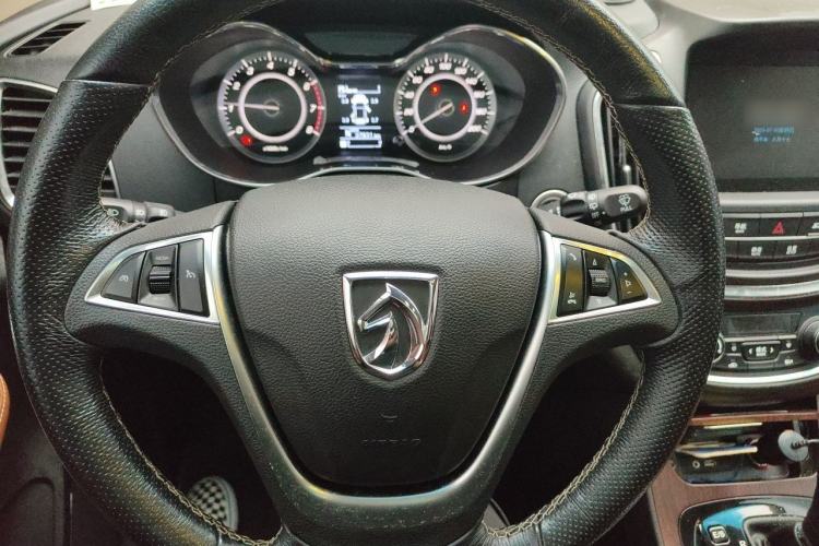 Used Baojun 560 2017 Rhythmic Edition 1.8L iAMT Prestige Model Steering Wheel