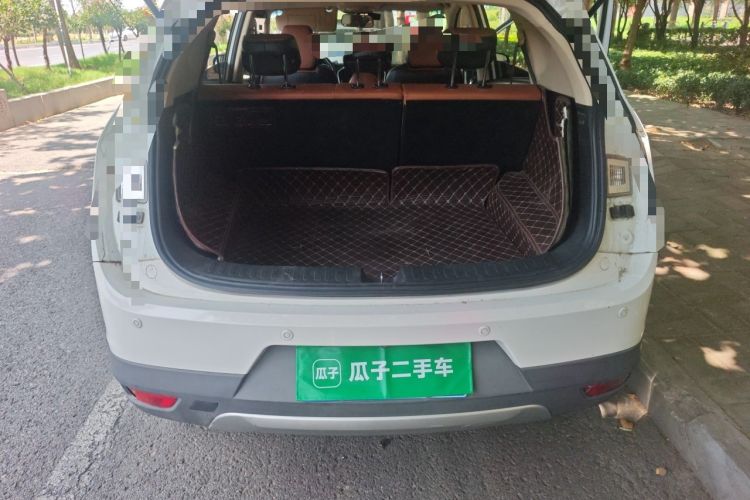 Used Baojun 560 2017 Rhythmic Edition 1.5T Manual Premium Model Trunk