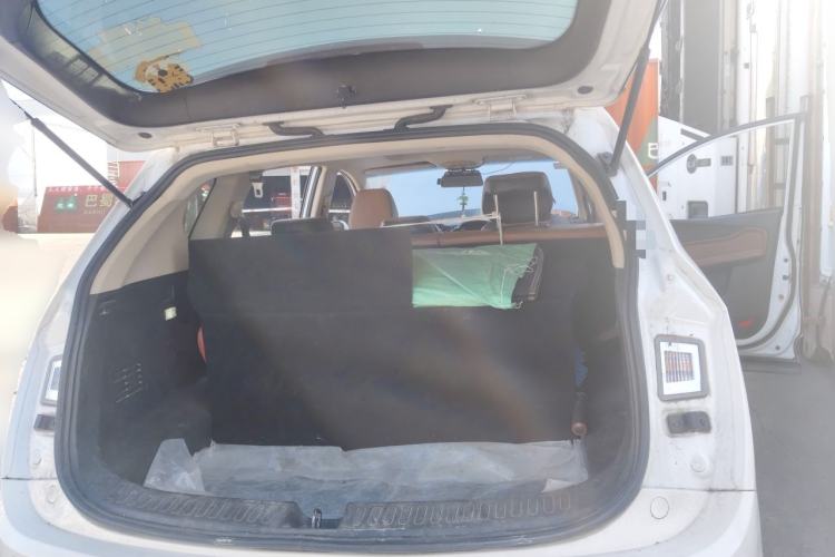 Used Baojun 560 2017 Rhythmic Edition 1.5T Manual Premium Model Trunk