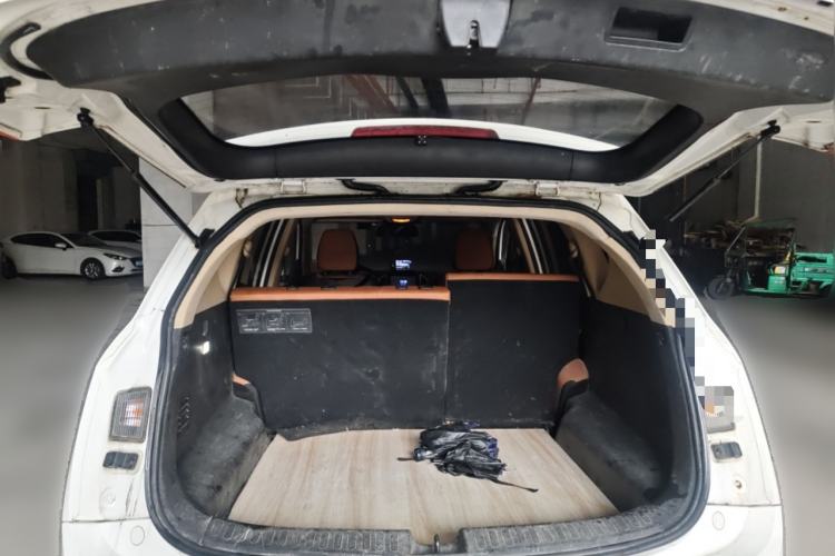 Used Baojun 560 2017 Rhythmic Edition 1.5T Manual Enjoyment Model Trunk