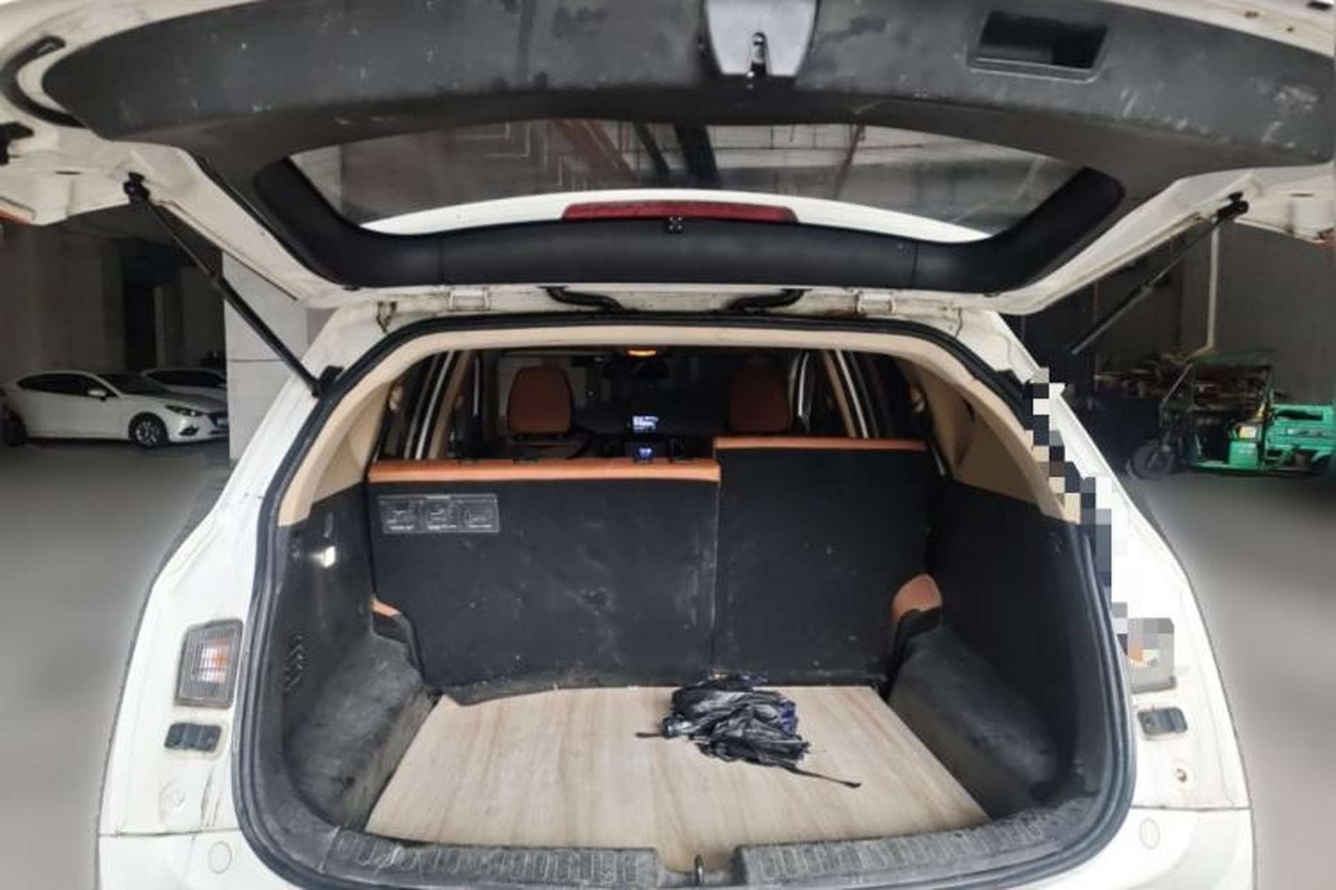Used Baojun 560 2017 Rhythmic Edition 1.5T Manual Enjoyment Model Trunk