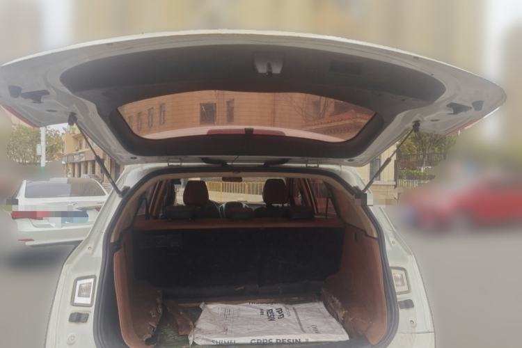 Used Baojun 560 2017 Rhythmic Edition 1.5T Manual Premium Model Trunk