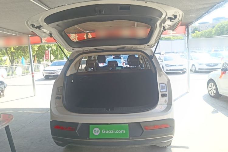 Used Baojun 560 2017 1.5T DCT Flagship Model Trunk