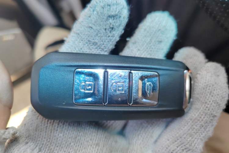Used Baojun 560 2017 Rhythmic Edition 1.8L iAMT Prestige Model Vehicle Key