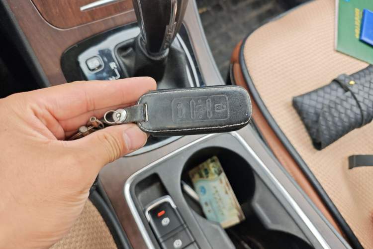 Used Baojun 560 2017 Rhythmic Edition 1.8L iAMT Prestige Model Vehicle Key