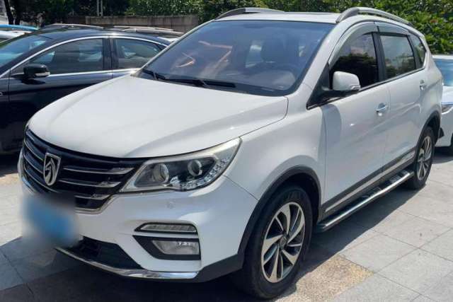 Used Baojun 560 2017 Rhythmic Edition 1.8L iAMT Prestige Model