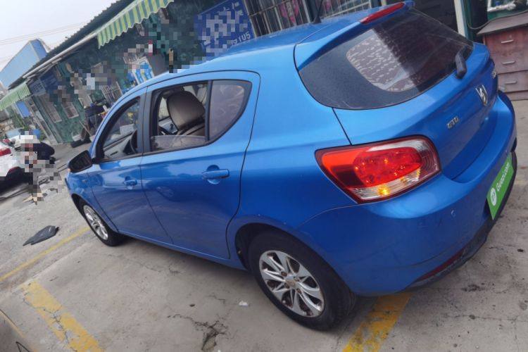 Used Baojun 610 2014 1.5L manual Comfort trim level Left Side