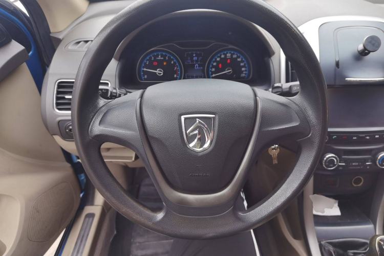 Used Baojun 610 2014 1.5L manual Comfort trim level Steering Wheel