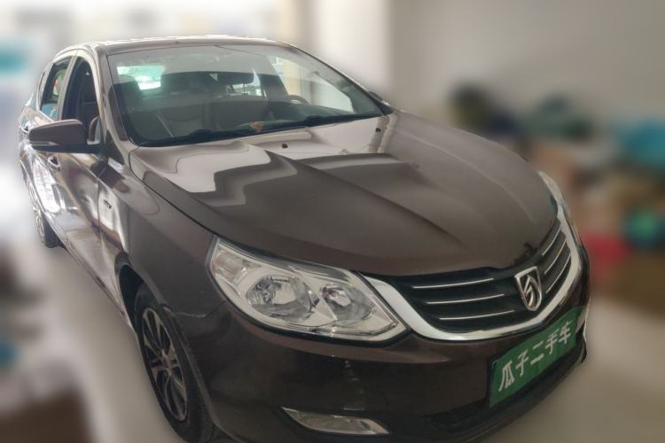 Used Baojun 610 2014 1.5L automatic luxury version Front Right 45 Deg