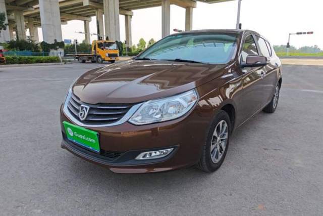 Used Baojun 610 2014 1.5L automatic luxury version