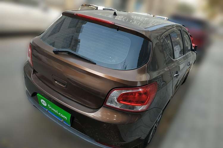 Used Baojun 610 2014 1.5L automatic luxury version Rear Right 45 Deg