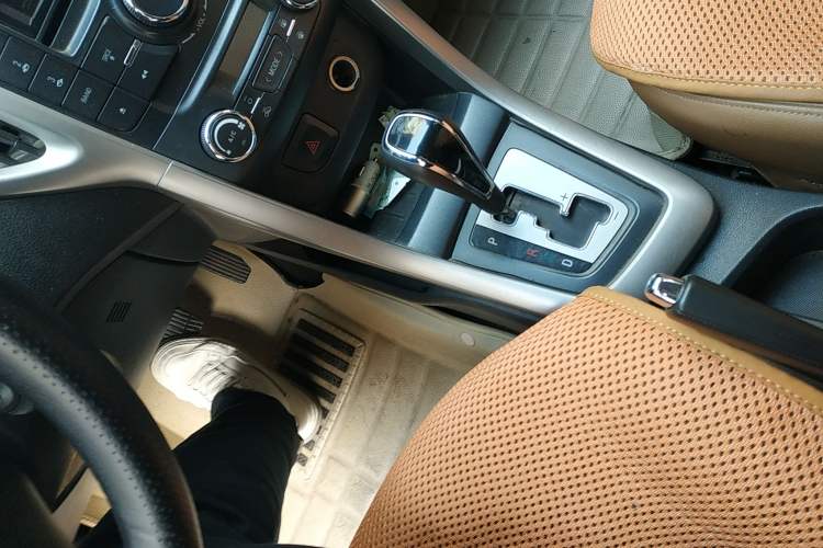 Used Baojun 610 2014 1.5L automatic luxury version Vehicle Key