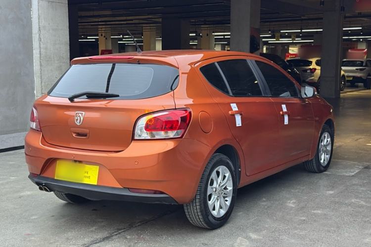 Used Baojun 610 2014 1.5L manual Comfort trim level Exterior 6