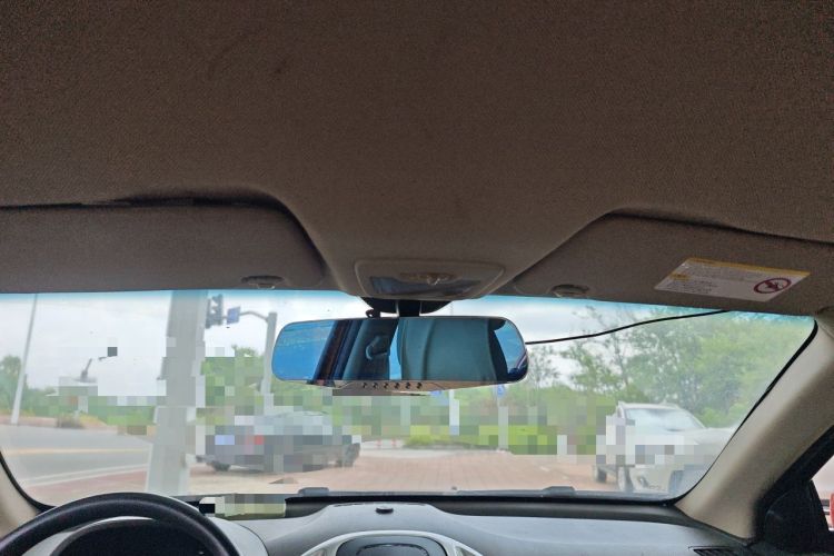 Used Baojun 610 2014 1.5L manual Comfort trim level Headliner