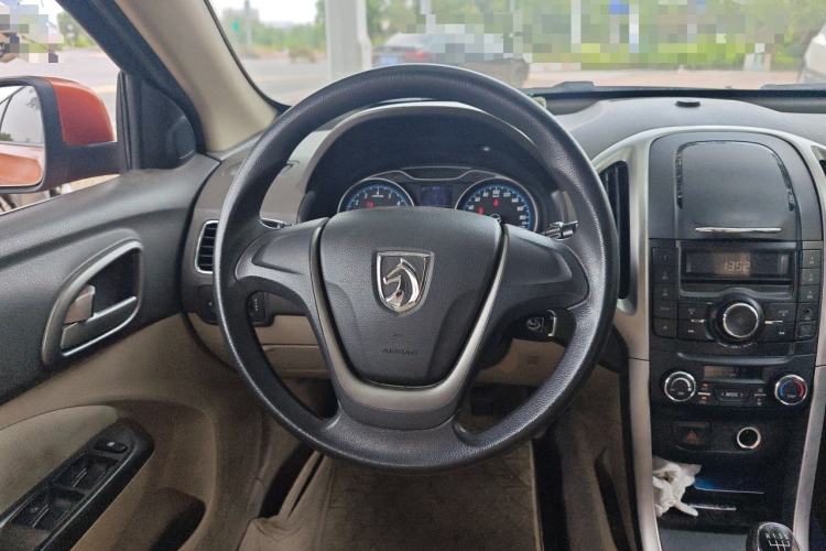 Used Baojun 610 2014 1.5L manual Comfort trim level Steering Wheel