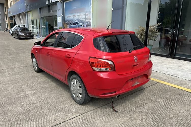 Used Baojun 610 2014 1.5L manual standard version Exterior 3