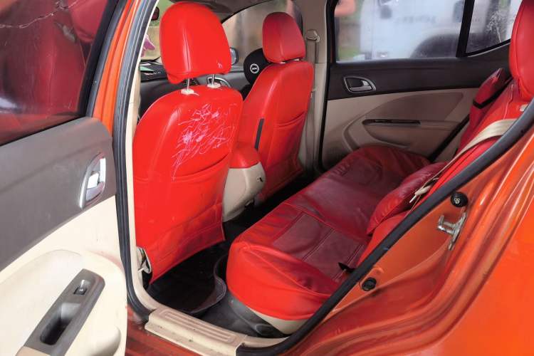 Used Baojun 610 2014 1.5L manual Comfort trim level Left Rear Seat