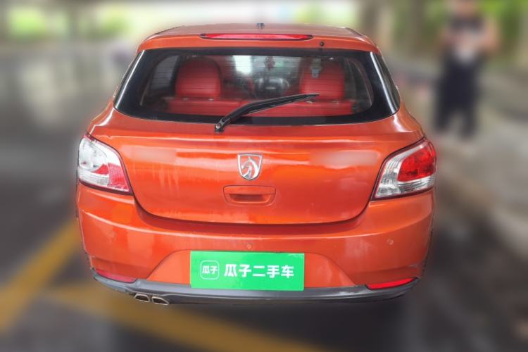 Used Baojun 610 2014 1.5L manual Comfort trim level Rear