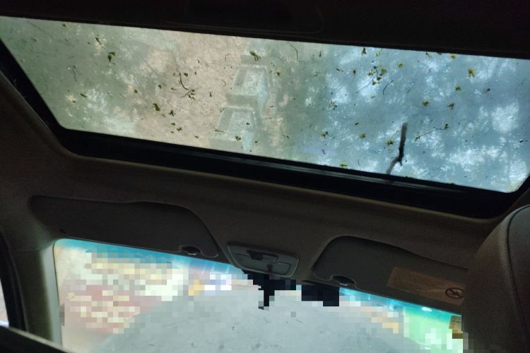 Used Baojun 610 2014 1.5L automatic luxury version Headliner
