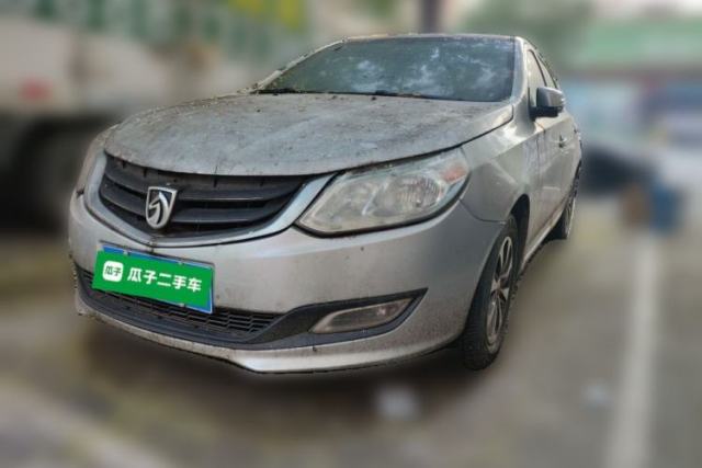 Used Baojun 610 2014 1.5L automatic luxury version