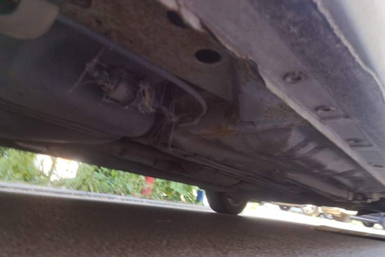 Used Baojun 610 2014 1.5L manual Comfort trim level Chassis Rear Right