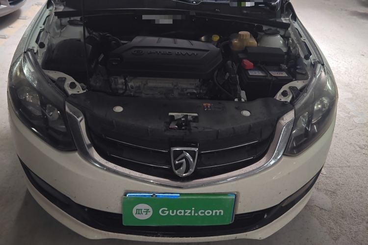 Used Baojun 610 2014 CROSS 1.5L Manual Comfort Model Engine Bay