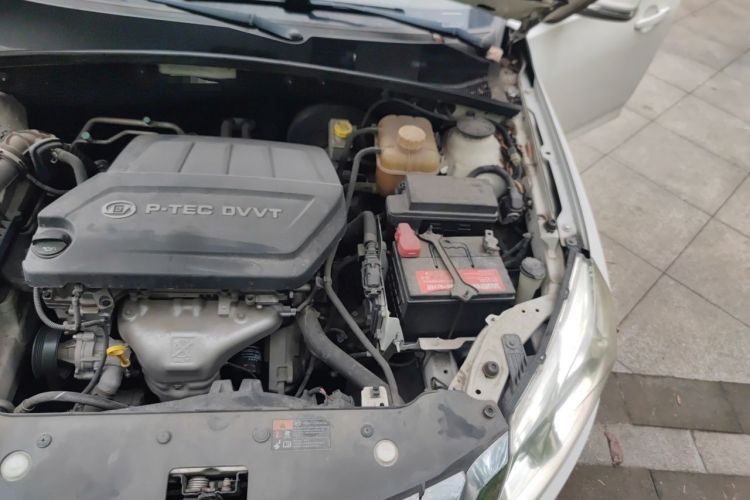 Used Baojun 610 2014 1.5L manual Comfort trim level Engine Bay Left