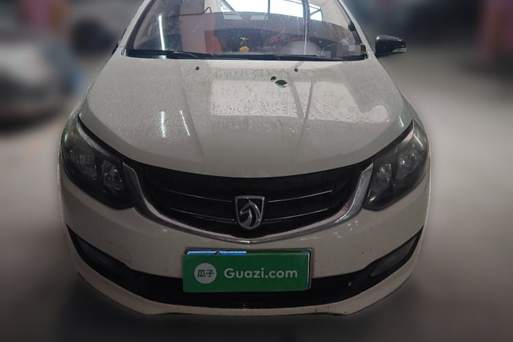 Used Baojun 610 2014 CROSS 1.5L Manual Comfort Model Front