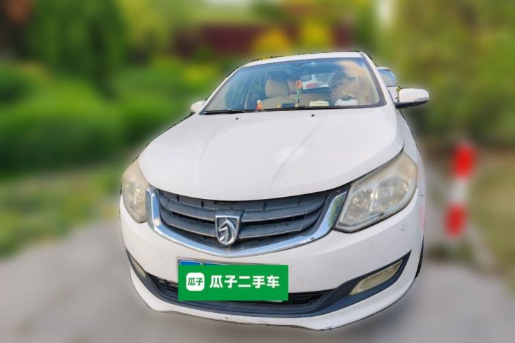 Used Baojun 610 2014 1.5L manual Comfort trim level Front