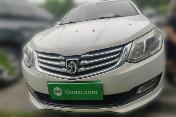 Used Baojun 610 2014 1.5L manual Comfort trim level Front