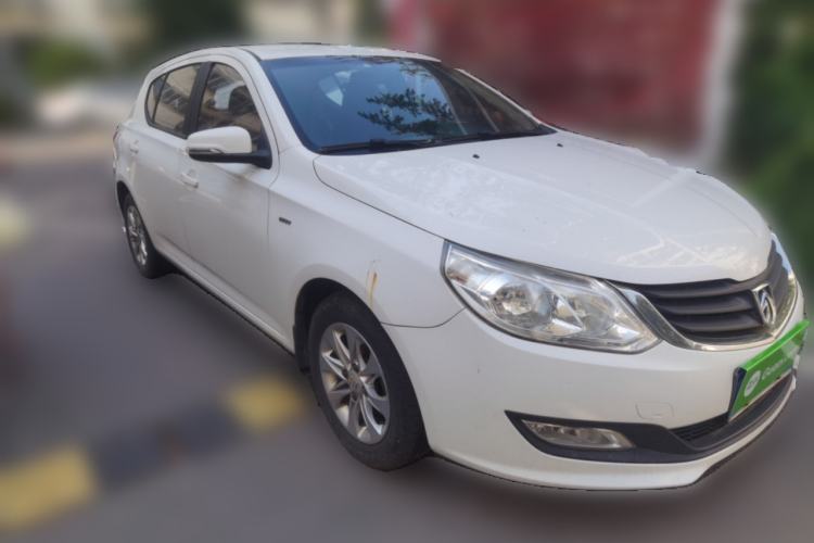 Used Baojun 610 2014 1.5L manual Comfort trim level Front Right 45 Deg