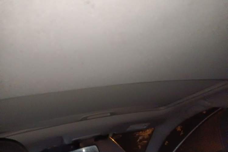Used Baojun 610 2014 CROSS 1.5L Automatic Luxury Model Headliner