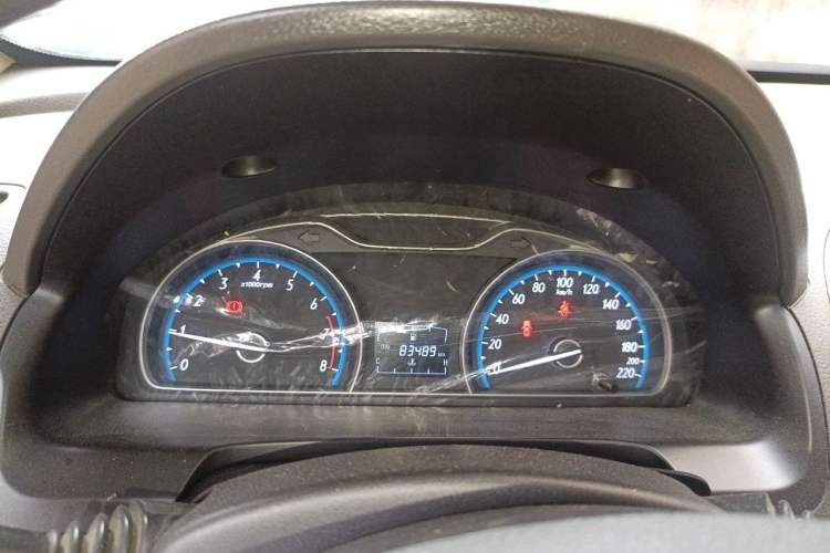 Used Baojun 610 2014 1.5L manual standard version Instrument Cluster