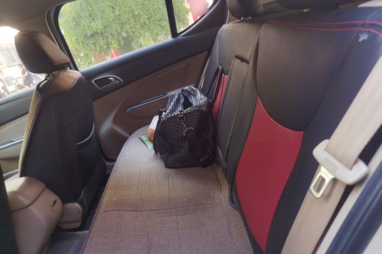 Used Baojun 610 2014 1.5L manual Comfort trim level Left Rear Seat