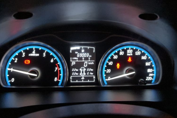 Used Baojun 610 2014 CROSS 1.5L Automatic Luxury Model Odometer Close Up