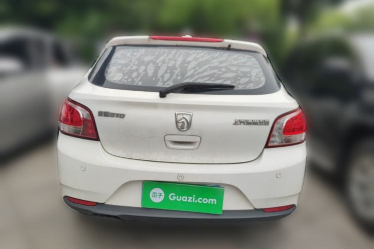 Used Baojun 610 2014 1.5L manual Comfort trim level Rear