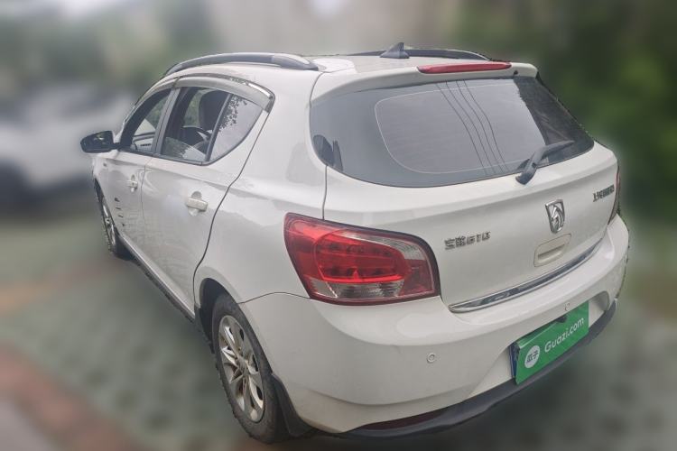 Used Baojun 610 2014 CROSS 1.5L Manual Comfort Model Rear Left 45 Deg