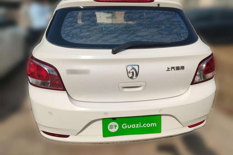 Used Baojun 610 2014 1.5L manual standard version Rear