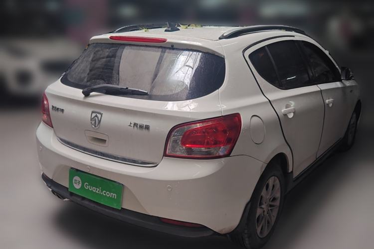 Used Baojun 610 2014 CROSS 1.5L Manual Comfort Model Rear Right 45 Deg