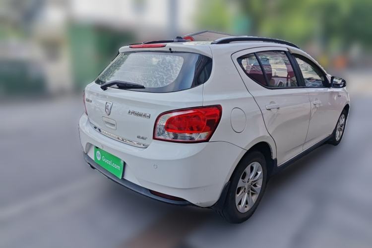 Used Baojun 610 2014 CROSS 1.5L Automatic Comfort Model Rear Right 45 Deg