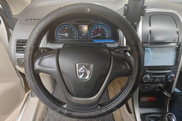 Used Baojun 610 2014 1.5L manual Comfort trim level Steering Wheel