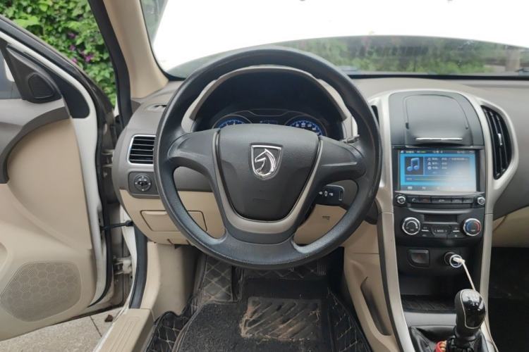 Used Baojun 610 2014 1.5L manual Comfort trim level Steering Wheel