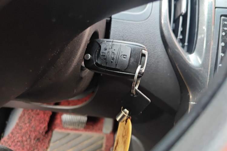 Used Baojun 610 2014 CROSS 1.5L Automatic Comfort Model Vehicle Key