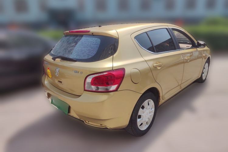 Used Baojun 610 2014 1.5L manual standard version Rear Right 45 Deg