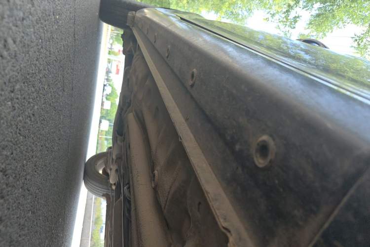 Used Baojun 630 2011 1.5L manual Comfort trim level Chassis Front Right
