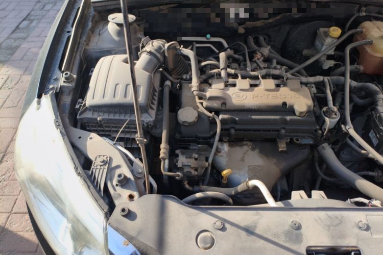 Used Baojun 630 2011 1.5L manual Elite version Engine Bay Right